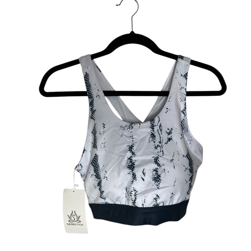 The Free Yoga White & Black Printed Racerback Sports Bra